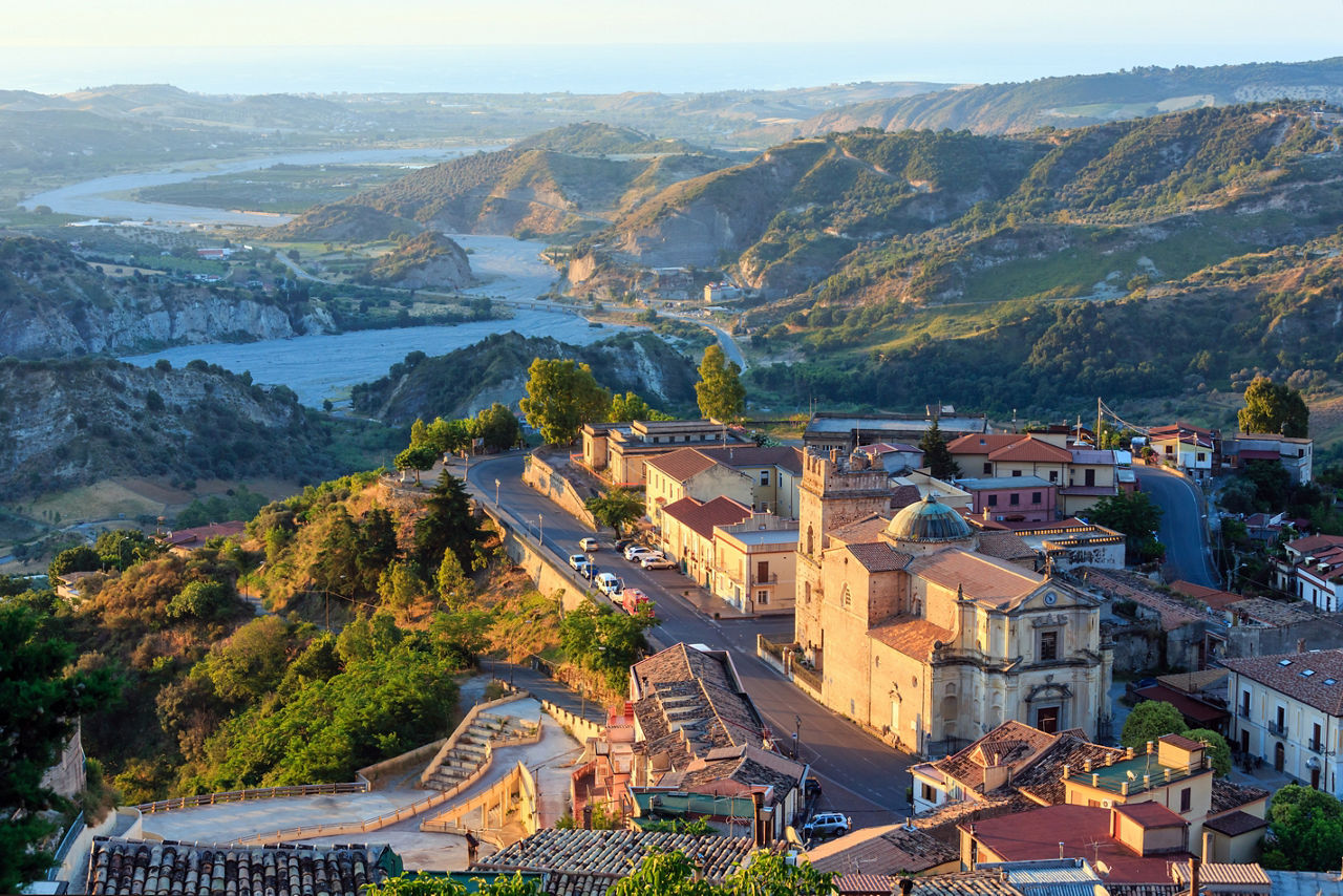 La Calabria: Tra Bizantini E Borboni